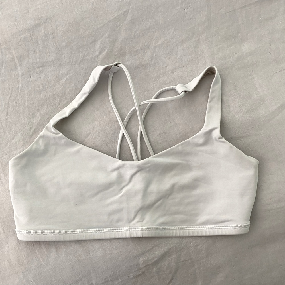 Lululemon sports bra